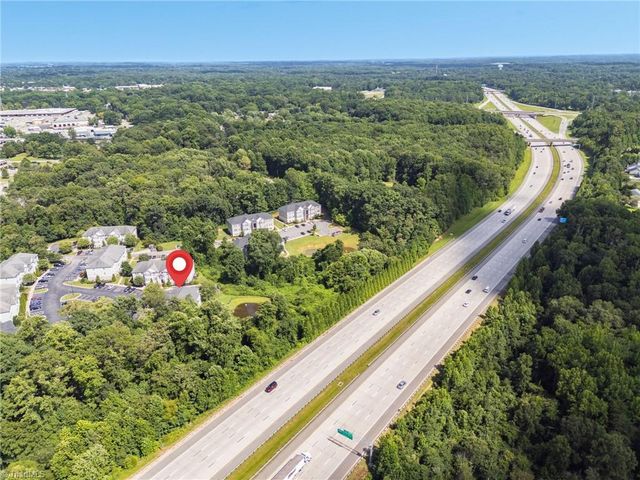 4705 Pennoak Lane L, Greensboro, NC 27407