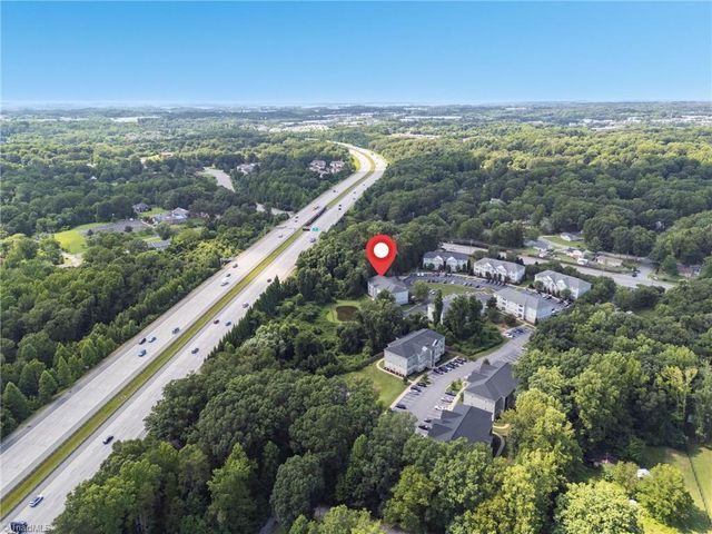4705 Pennoak Lane L, Greensboro, NC 27407