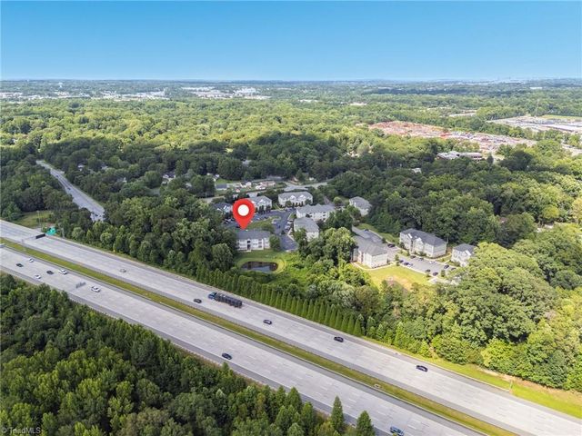 4705 Pennoak Lane L, Greensboro, NC 27407