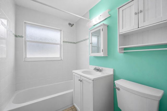 415 FLEMING Avenue, Greenacres, FL 33463