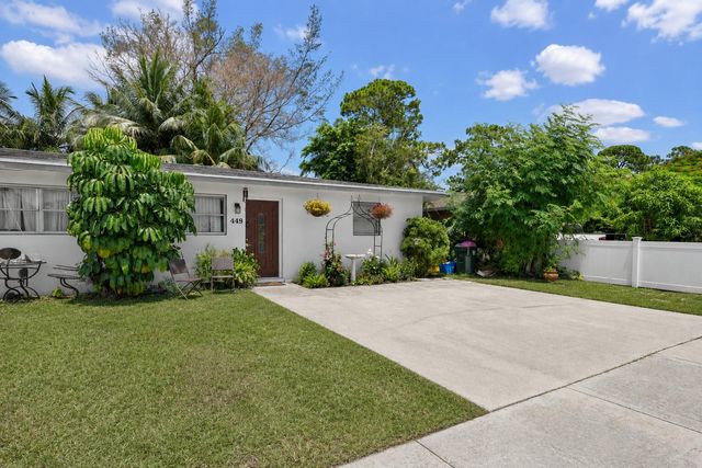 415 FLEMING Avenue, Greenacres, FL 33463