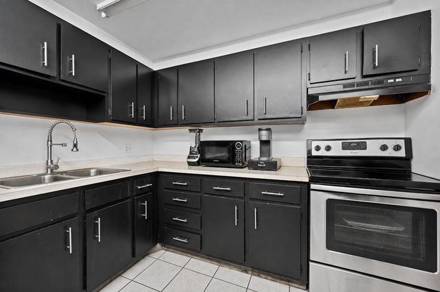 415 FLEMING Avenue, Greenacres, FL 33463