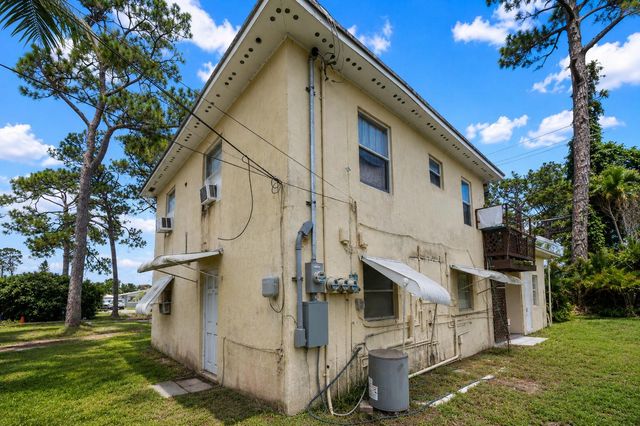 415 FLEMING Avenue, Greenacres, FL 33463