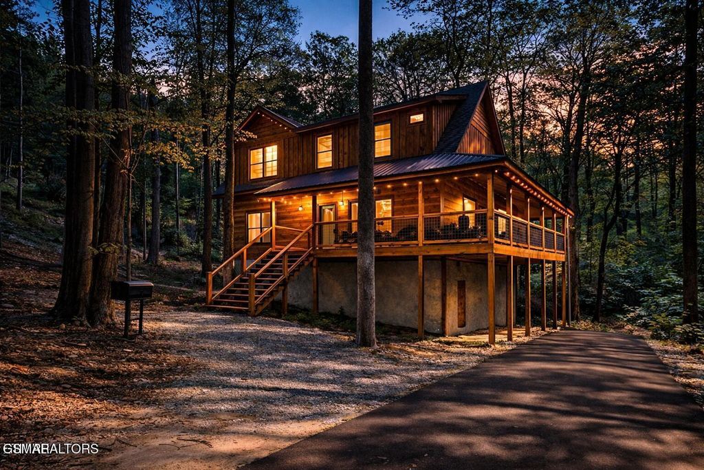 3045 Jones Creek Lane, Sevierville, TN 37862