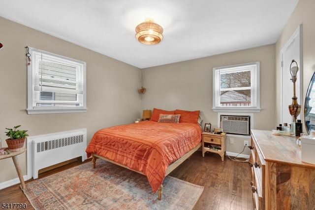 322 Broughton Ave, Bloomfield Twp., NJ 07003