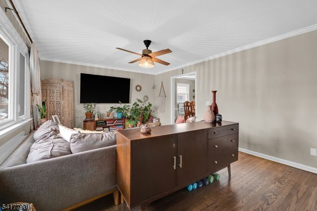 322 Broughton Ave, Bloomfield Twp., NJ 07003