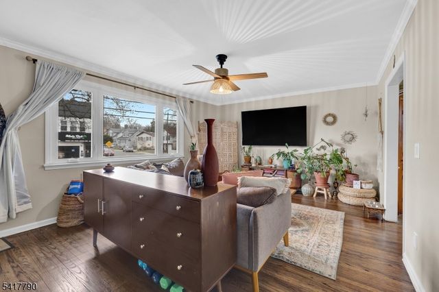 322 Broughton Ave, Bloomfield Twp., NJ 07003