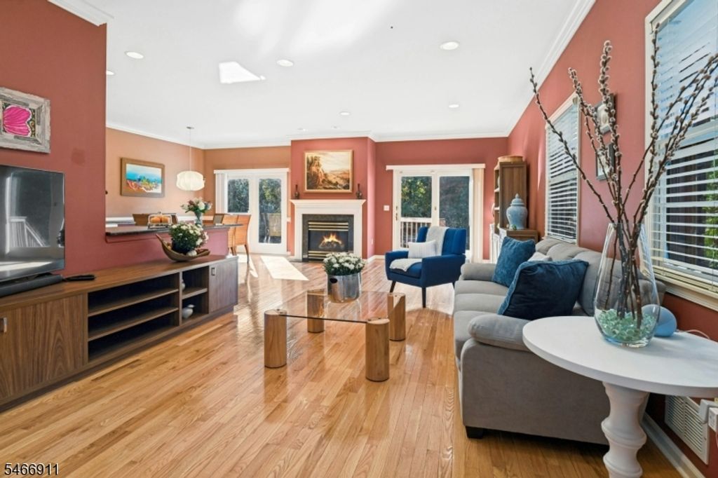 25 Hidden Pond Ct, Raritan Boro, NJ 08869 — photo 5