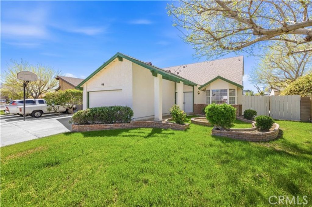 1132 Morven, Lancaster, CA 93535