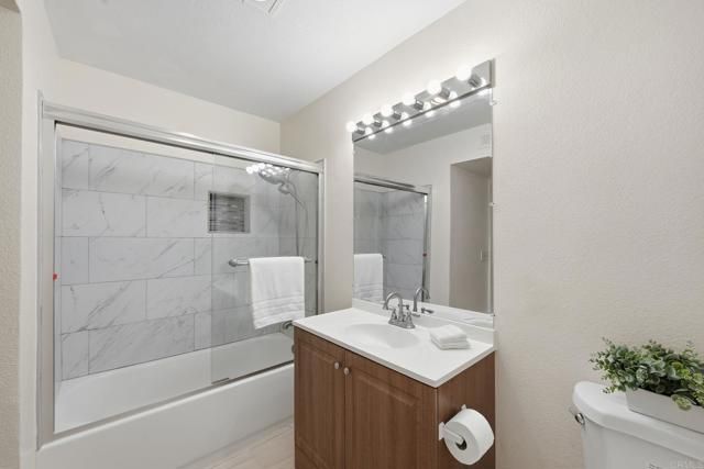 1908 VIA LAS PALMAS 32, National City, CA 91950