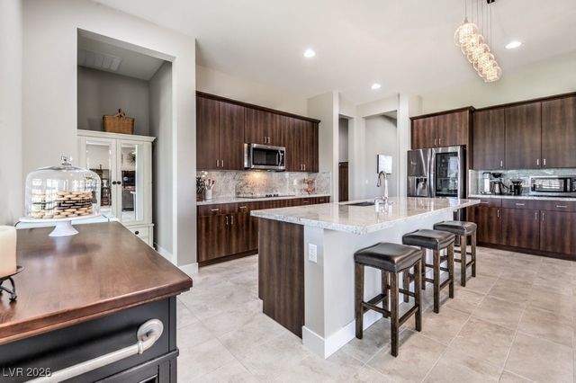 4829 East Beacon Ridge Drive, Pahrump, NV 89061