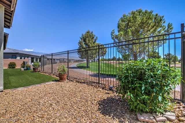 4829 East Beacon Ridge Drive, Pahrump, NV 89061