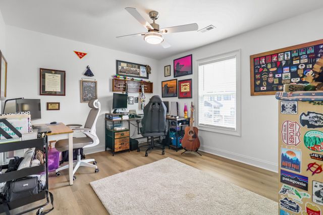 276 Bluebell Dr, Clarksville, TN 37043