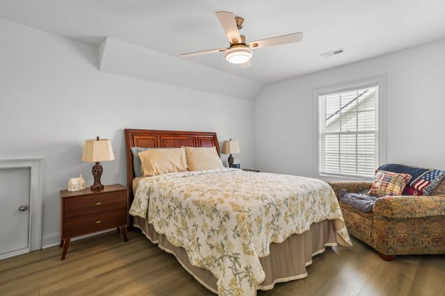 276 Bluebell Dr, Clarksville, TN 37043