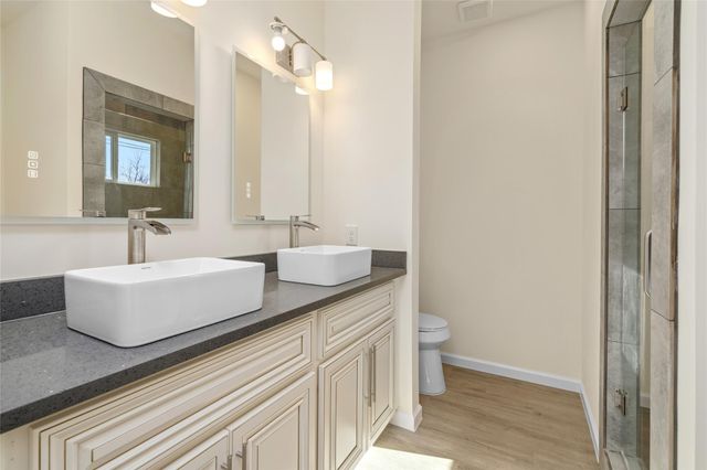 4656 N Teague Street, Rosharon, TX 77583