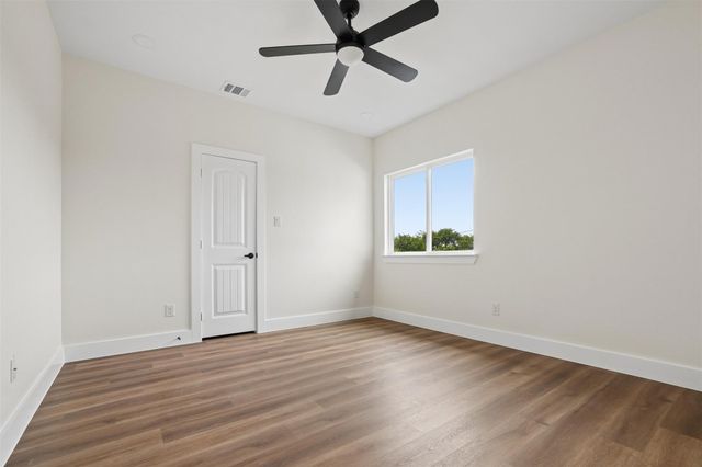 2646 Alabama Avenue, Dallas, TX 75216