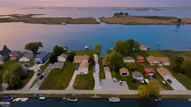 8292 Middle Channel Drive, Clay Twp, MI 48028