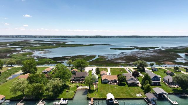 8292 Middle Channel Drive, Clay Twp, MI 48028