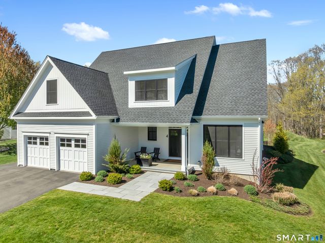 4 Bentons Knoll 2, Guilford, CT 06437