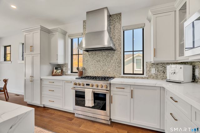 4 Bentons Knoll 2, Guilford, CT 06437