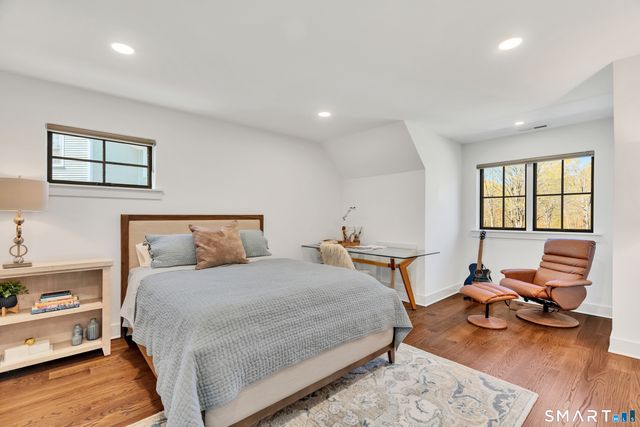 4 Bentons Knoll 2, Guilford, CT 06437