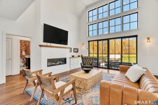 4 Bentons Knoll 2, Guilford, CT 06437
