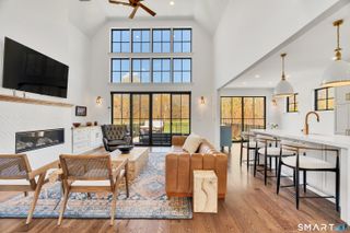 4 Bentons Knoll 2, Guilford, CT 06437