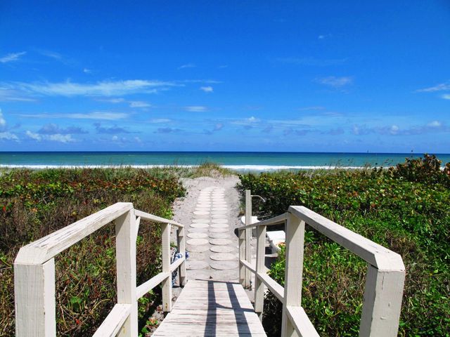 5031 NESTING Way D, Delray Beach, FL 33484
