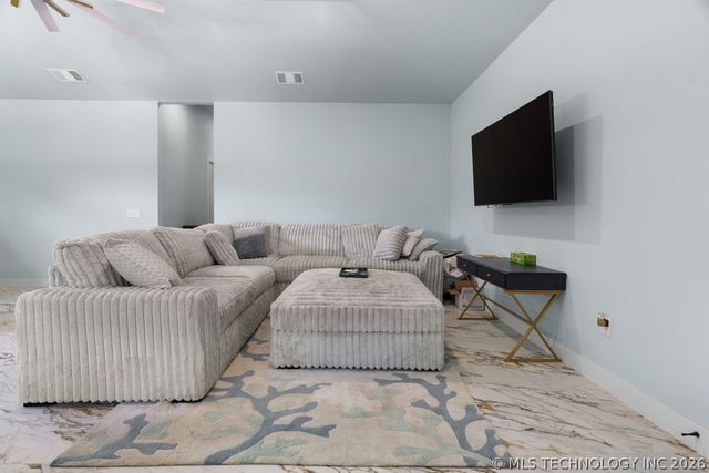 15907 Pelican Nest Street, Kingston, OK 73439