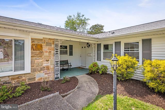 12227 FOXHILL LN, Bowie, MD 20715