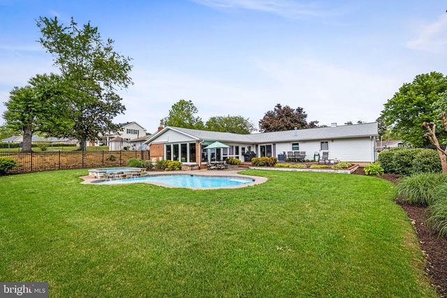 12227 FOXHILL LN, Bowie, MD 20715