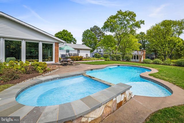 12227 FOXHILL LN, Bowie, MD 20715