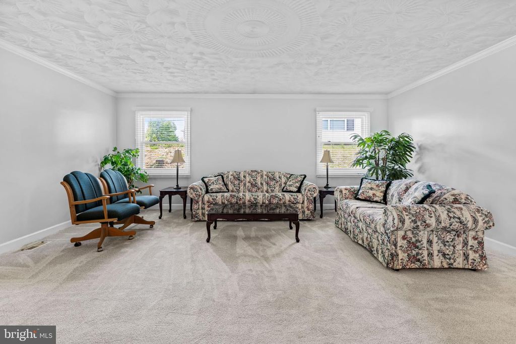 Image 17 of property listing at 12227 FOXHILL LN, Bowie, MD 20715