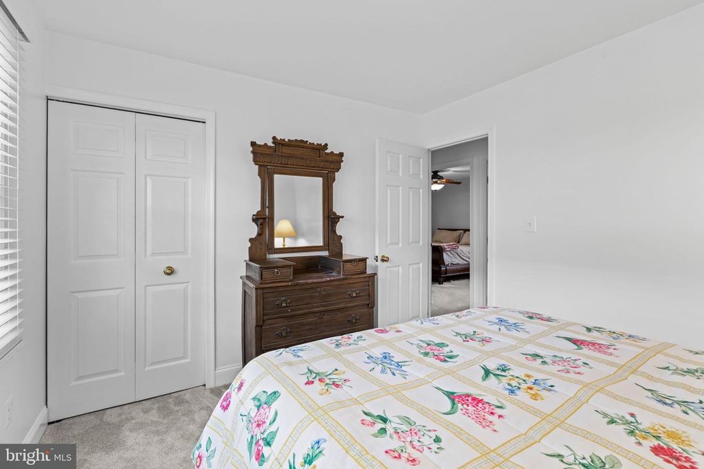 Image 25 of property listing at 12227 FOXHILL LN, Bowie, MD 20715