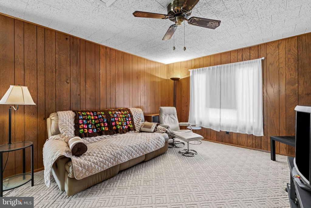 Image 29 of property listing at 12227 FOXHILL LN, Bowie, MD 20715