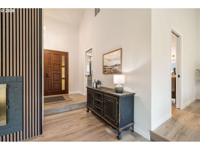 2775 Ne LINDEN Ave, Gresham, OR 97030