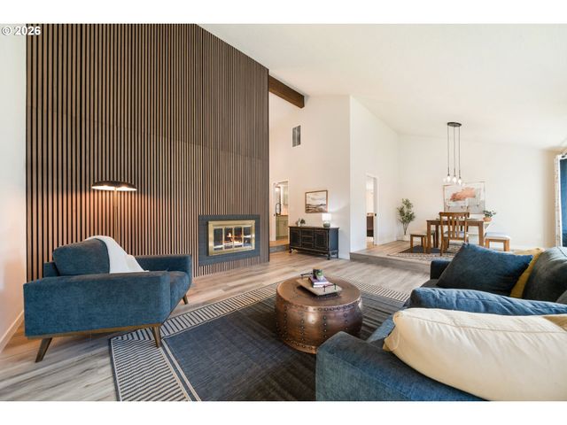 2775 Ne LINDEN Ave, Gresham, OR 97030