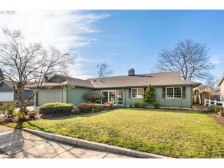 2775 Ne LINDEN Ave, Gresham, OR 97030