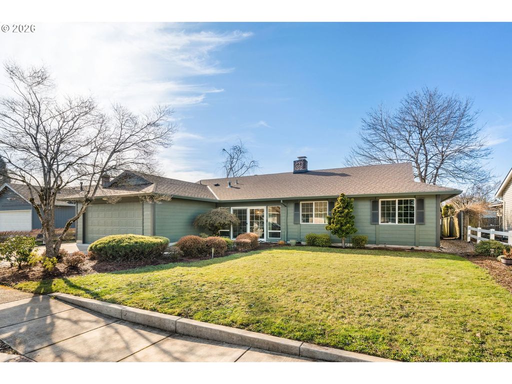 2775 Ne LINDEN Ave, Gresham, OR 97030