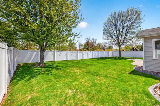 N9168 CHERRYMEADOW DRIVE, Appleton, WI 54815