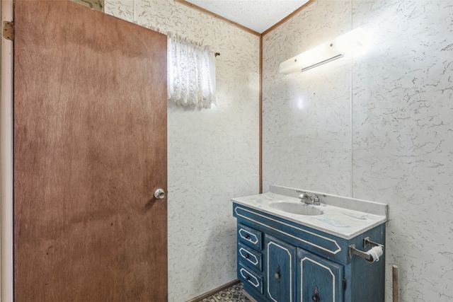 10017 County Road 915A, Joshua, TX 76058