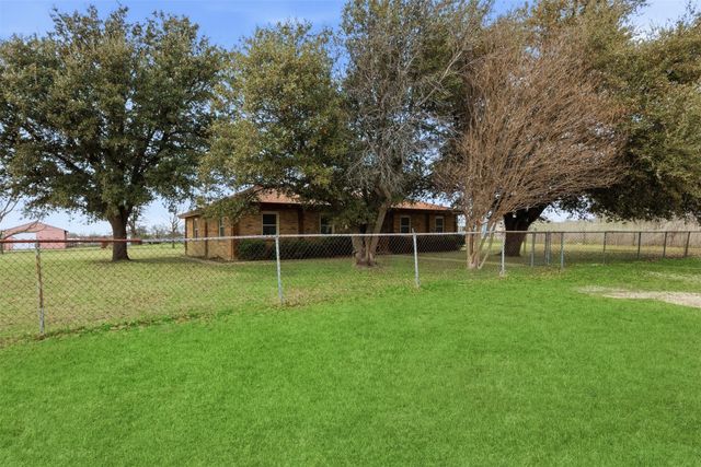 10017 County Road 915A, Joshua, TX 76058