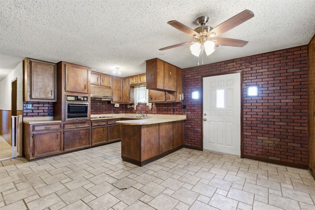 10017 County Road 915A, Joshua, TX 76058