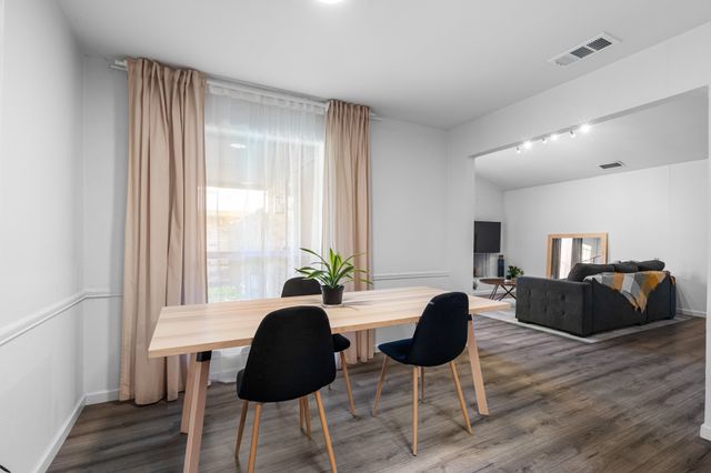 5106 Lakeridge Court, Garland, TX 75043