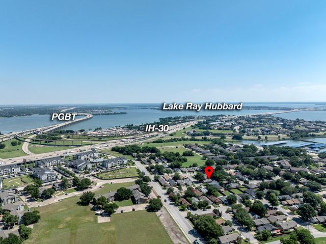 5106 Lakeridge Court, Garland, TX 75043