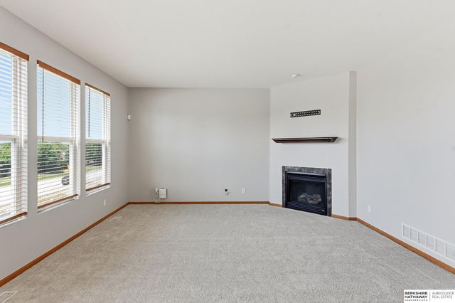 3922 S 191st Avenue, Omaha, NE 68130