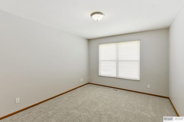 3922 S 191st Avenue, Omaha, NE 68130