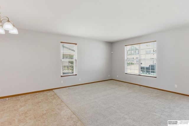 3922 S 191st Avenue, Omaha, NE 68130