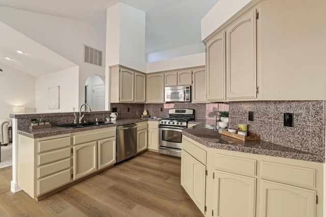 1170 Cornucopia Pl, Tracy, CA 95377