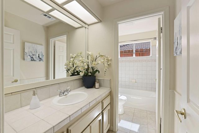 1170 Cornucopia Pl, Tracy, CA 95377